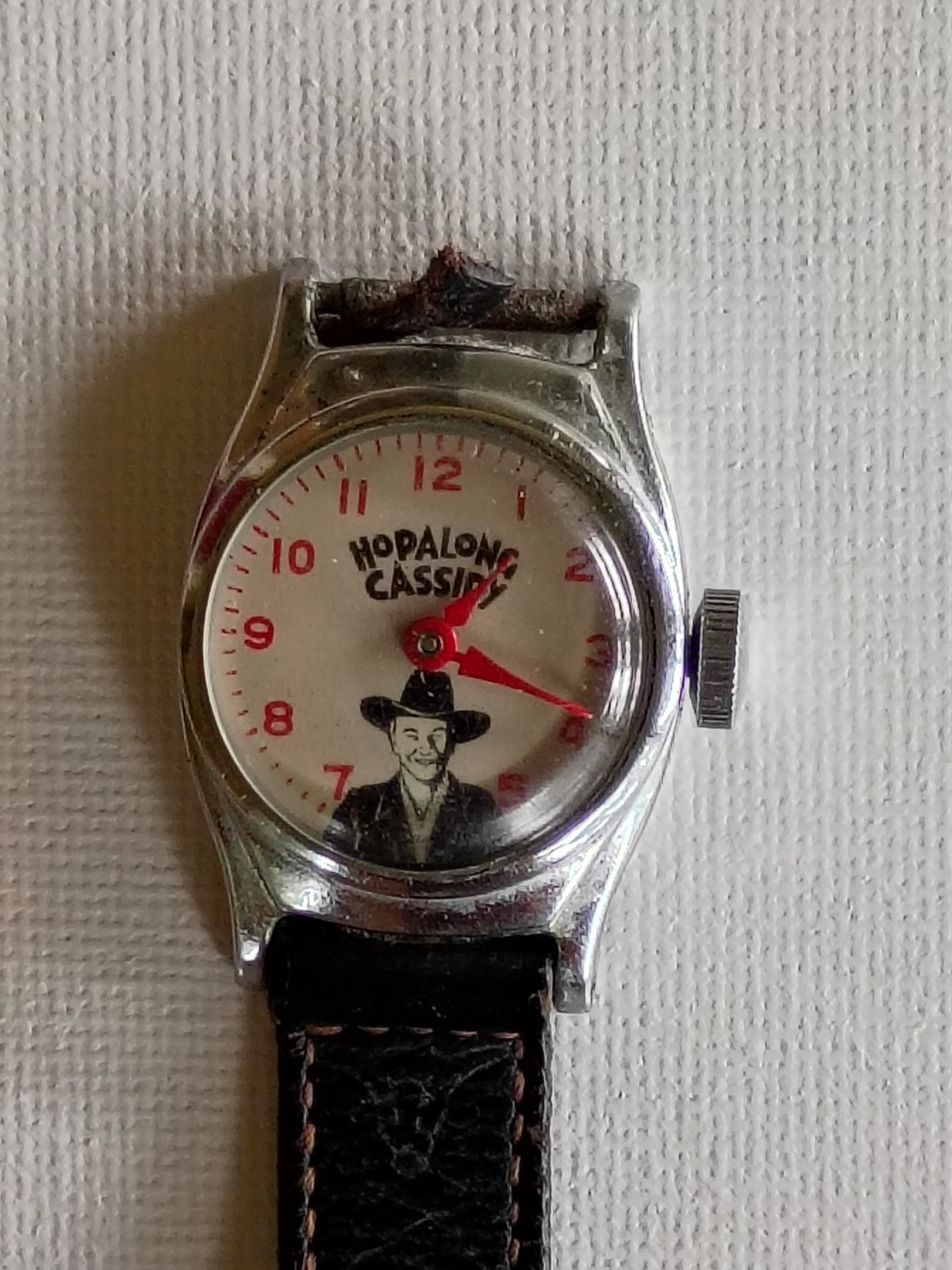 VINTAGE Hopalong Cassidy Character Watch – Red Numerals – RUNNING / Ticking!