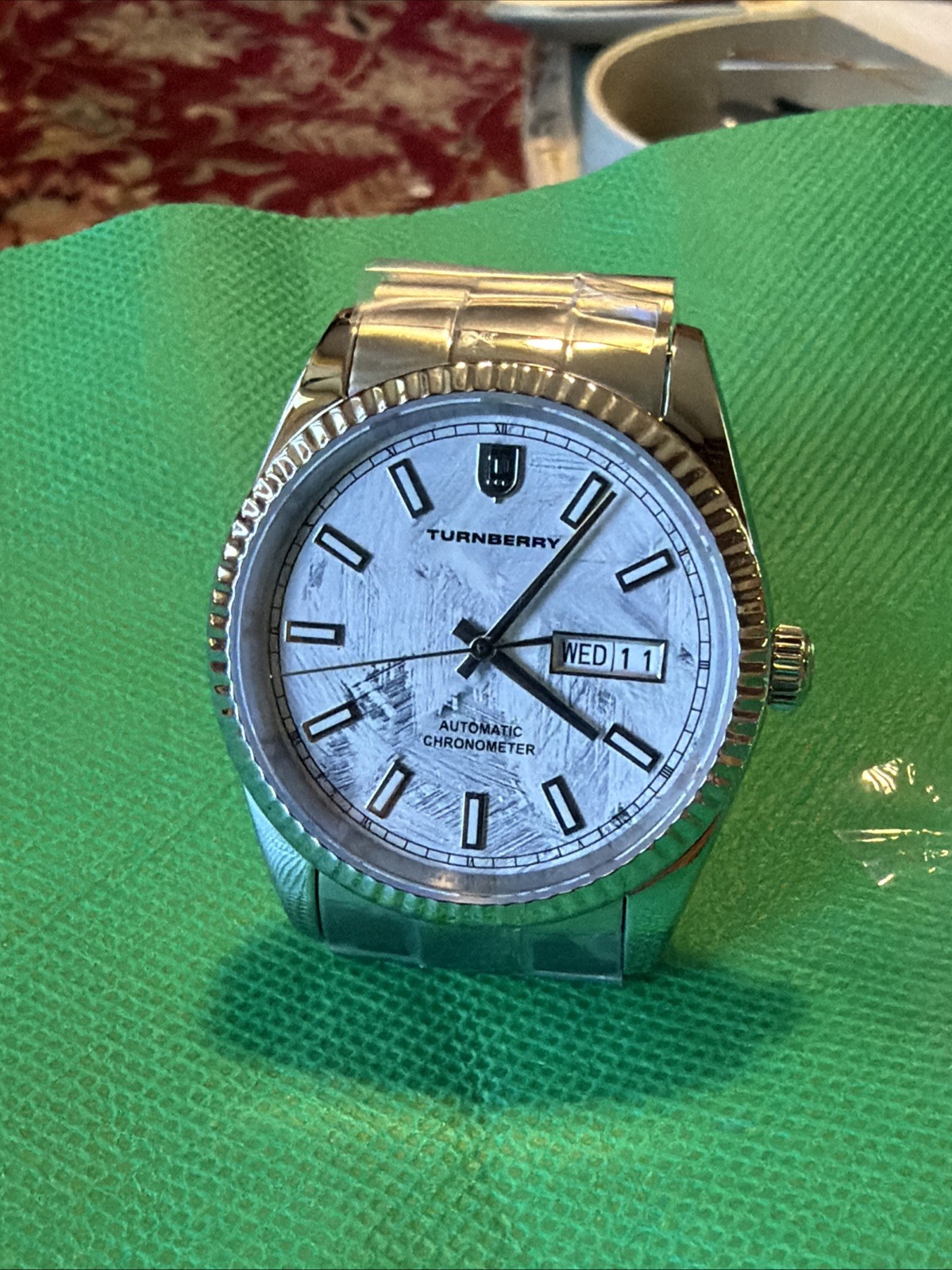 STUNNING TURNBERRY SWISS CHORNOMETER AUTOMATIC WATCH