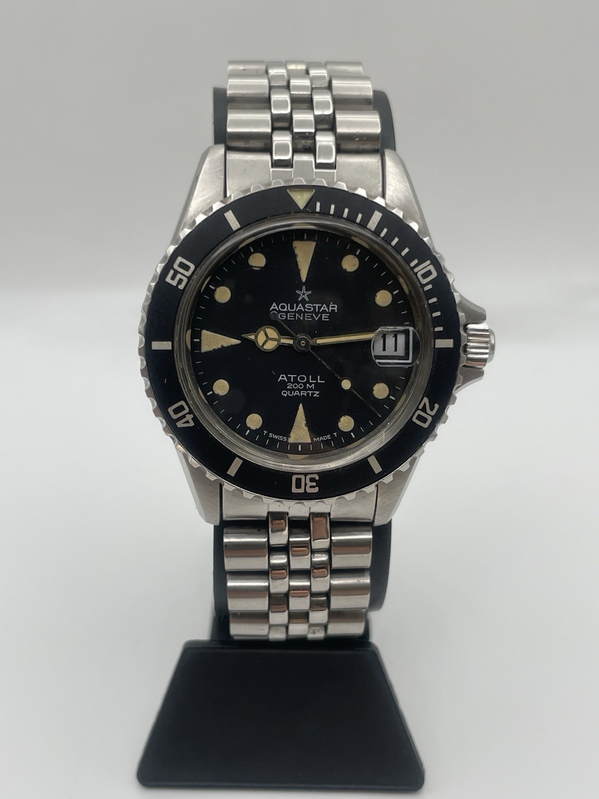 Vintage Aquastar Atoll 200 M Diving Quartz Watch