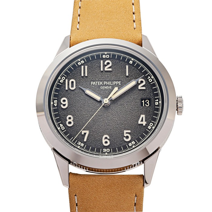 Patek Philippe Calatrava 5226G-001 White Gold 40.0mm Black Dial #YKW098