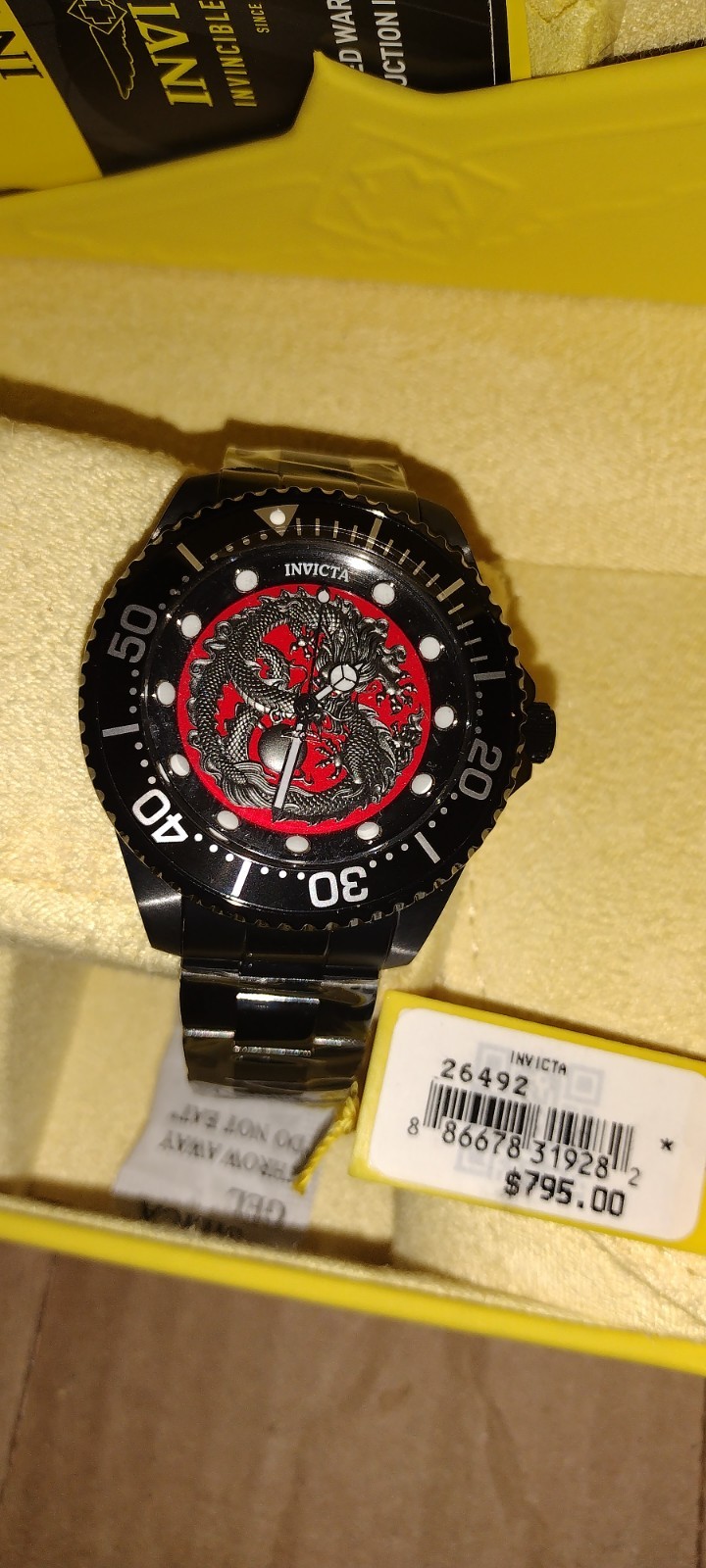 Rare Invicta Pro Diver Two Dragon Red 47mm AUTO (LAST ONE)