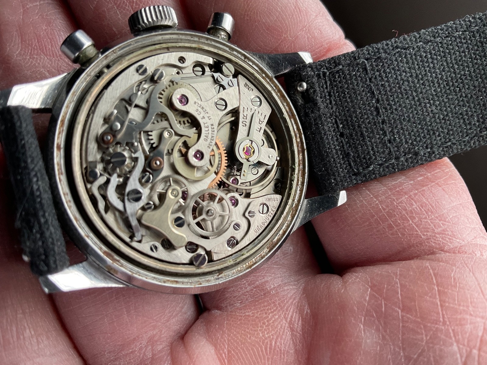 Gallet multichron pilot or race car driver mens chronograph watch valjoux 72 !