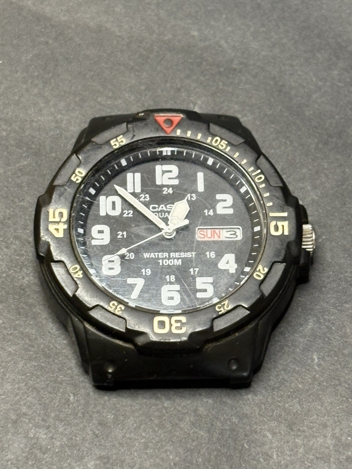 CASIO QRTZ MILITARY STYLE DIVER 100M WATER RESISTANT MENS WATCH no band