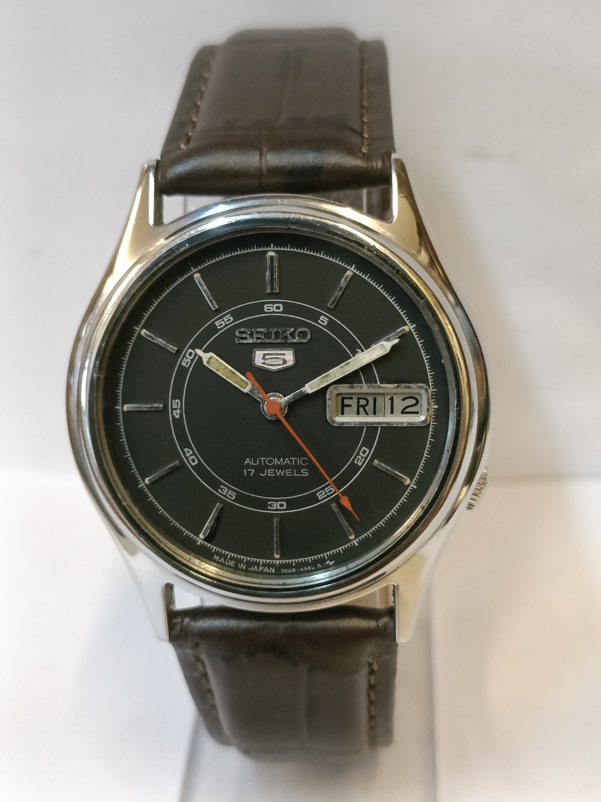 VINTAGE SEIKO 5 17J AUTOMATIC BLACK DIAL 7009-3101 JAPAN MEN’S WORKING CONDITION