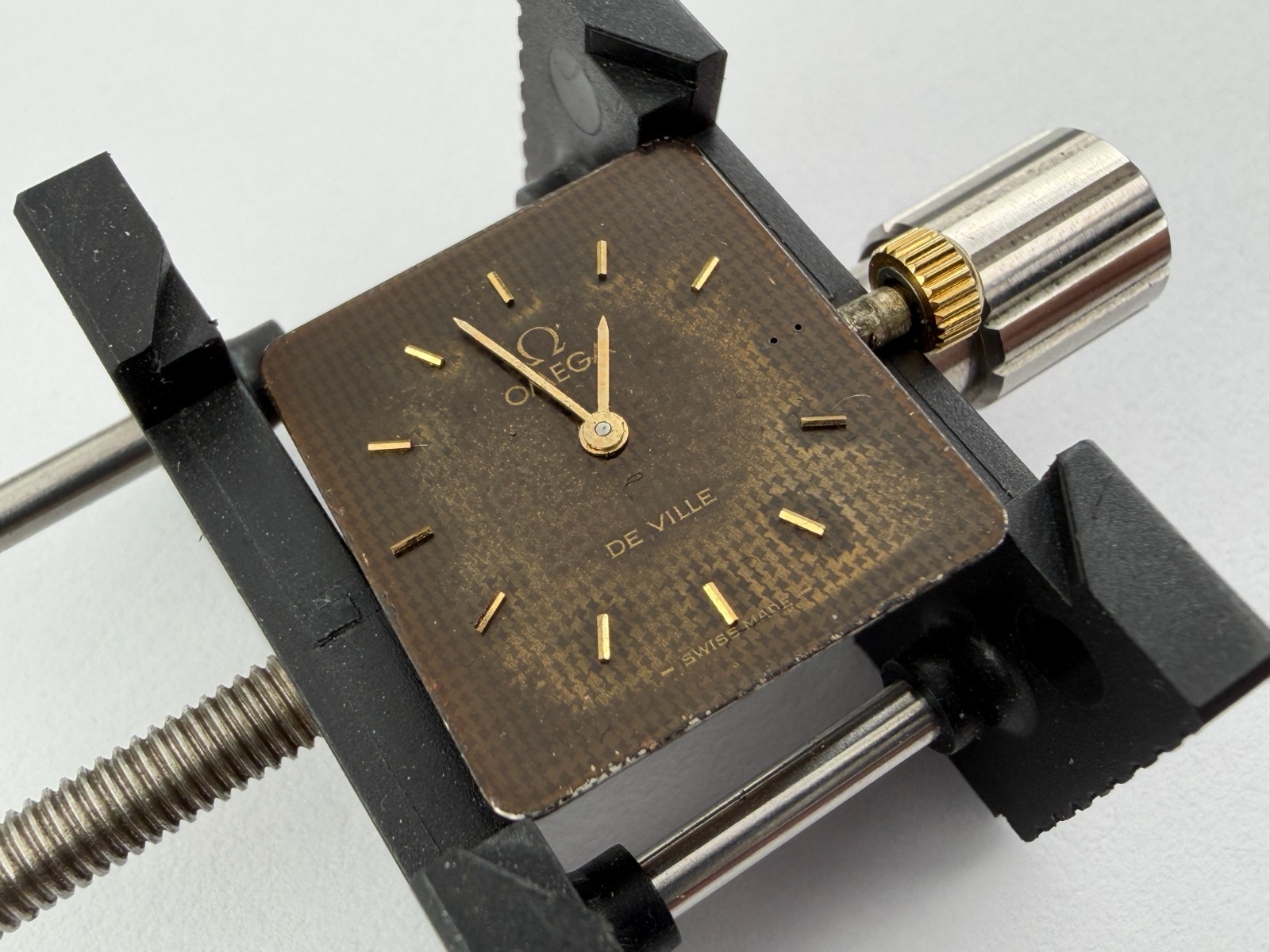 Vintage OMEGA De Ville Tank 511.0512 Steel & Gold Cal Ω 625 Manual Wind – 27 mm
