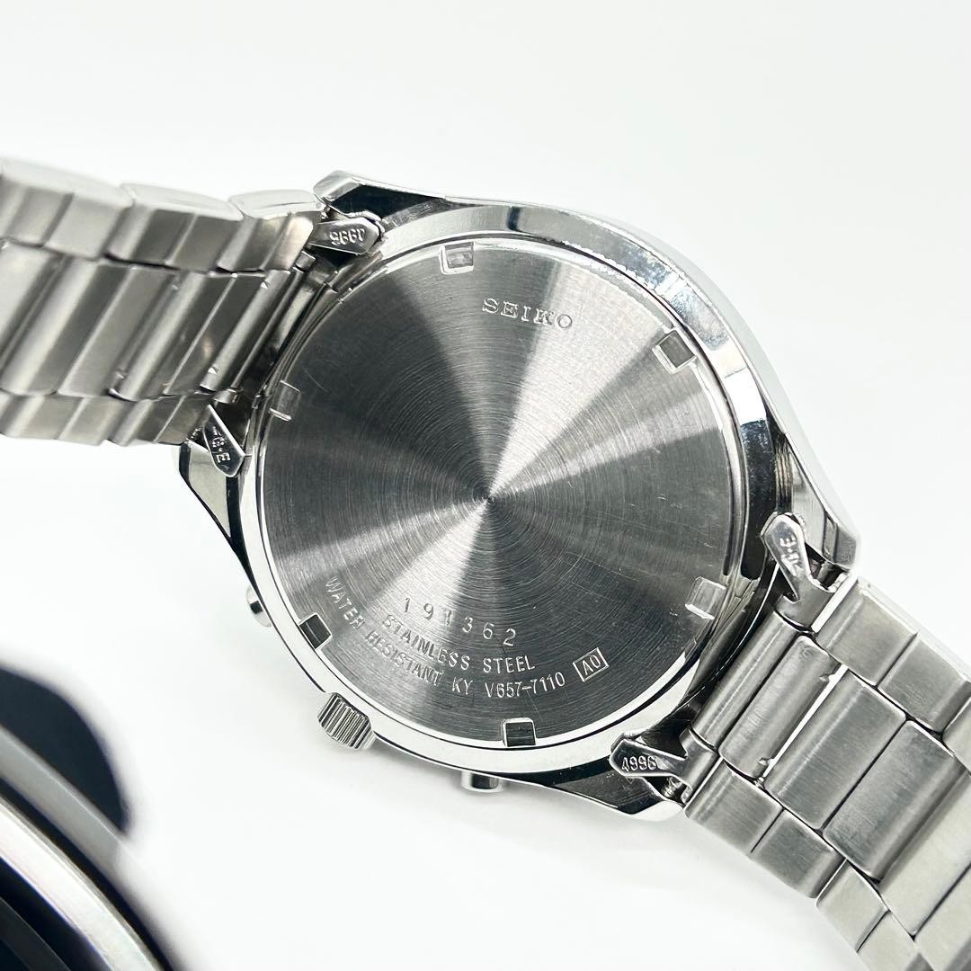 SEIKO Chronograph V657 7110 Quartz Wristwatch