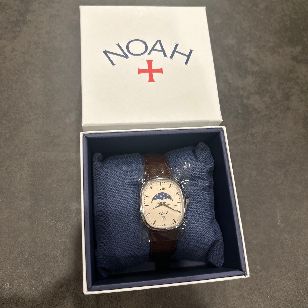 Timex x Noah Oval Moon Phase Brown Silver Men’s Quartz Watch New Authentic