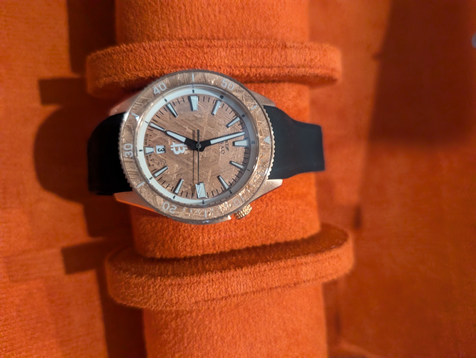 Tsao Baltimore – NFT Linked Watch set of 5 KDA. BTC. KAS. FLUX.