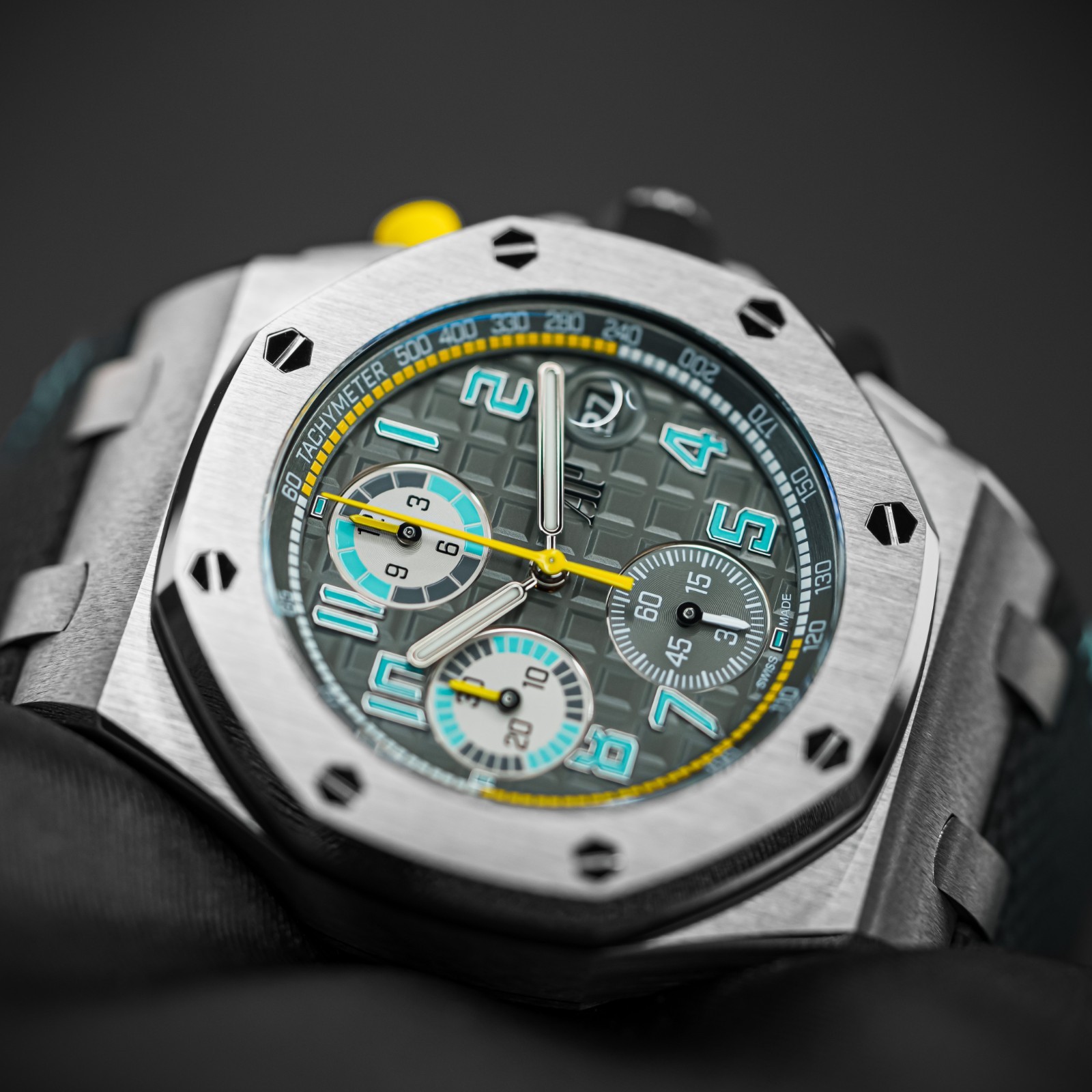 BRAND NEW 2026 Audemars Piguet Royal Oak Offshore Gray 26238TI.OO.A001VE.01 B&P
