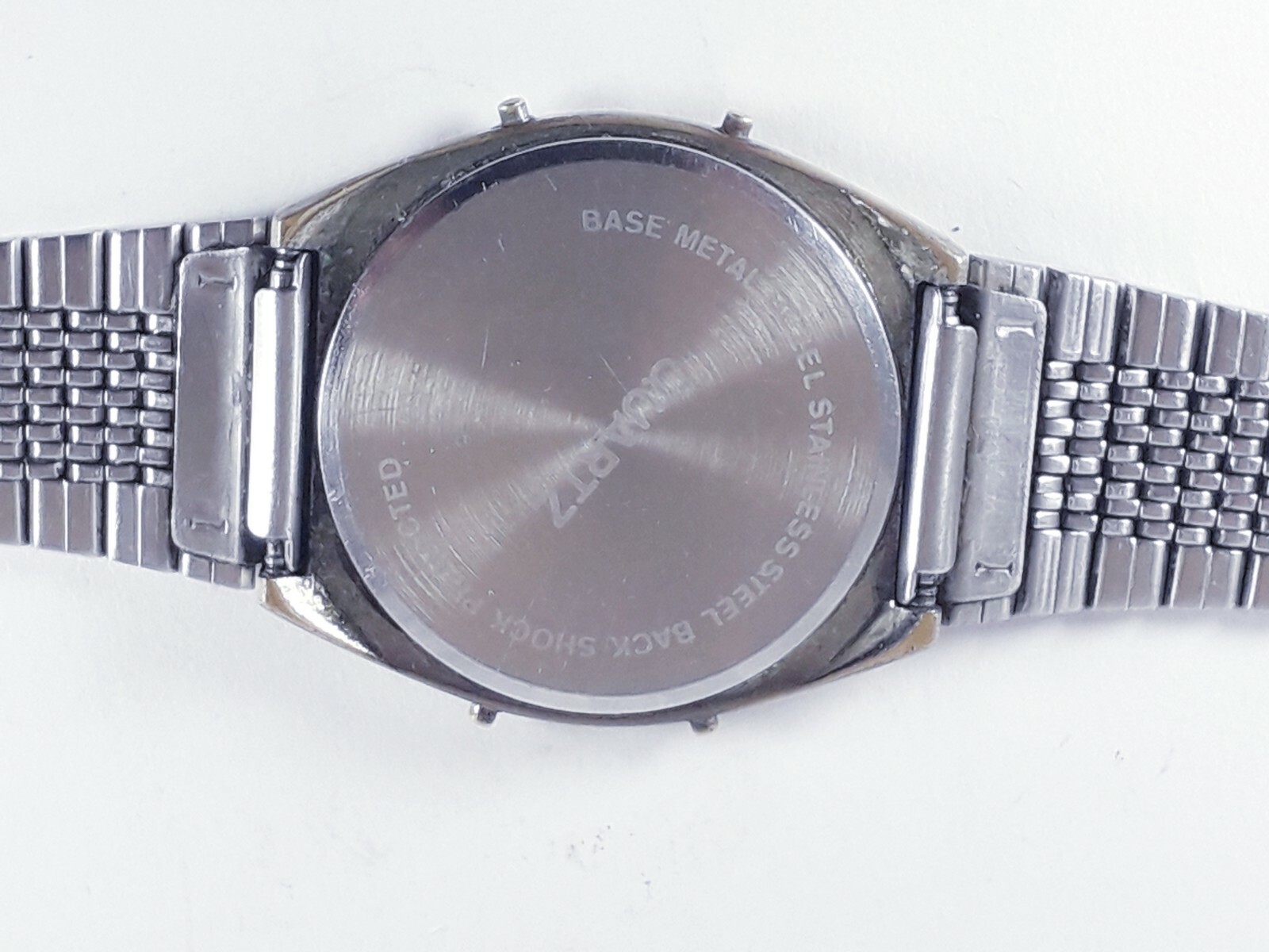 VTG DUWARD QUARTEZ ALARM