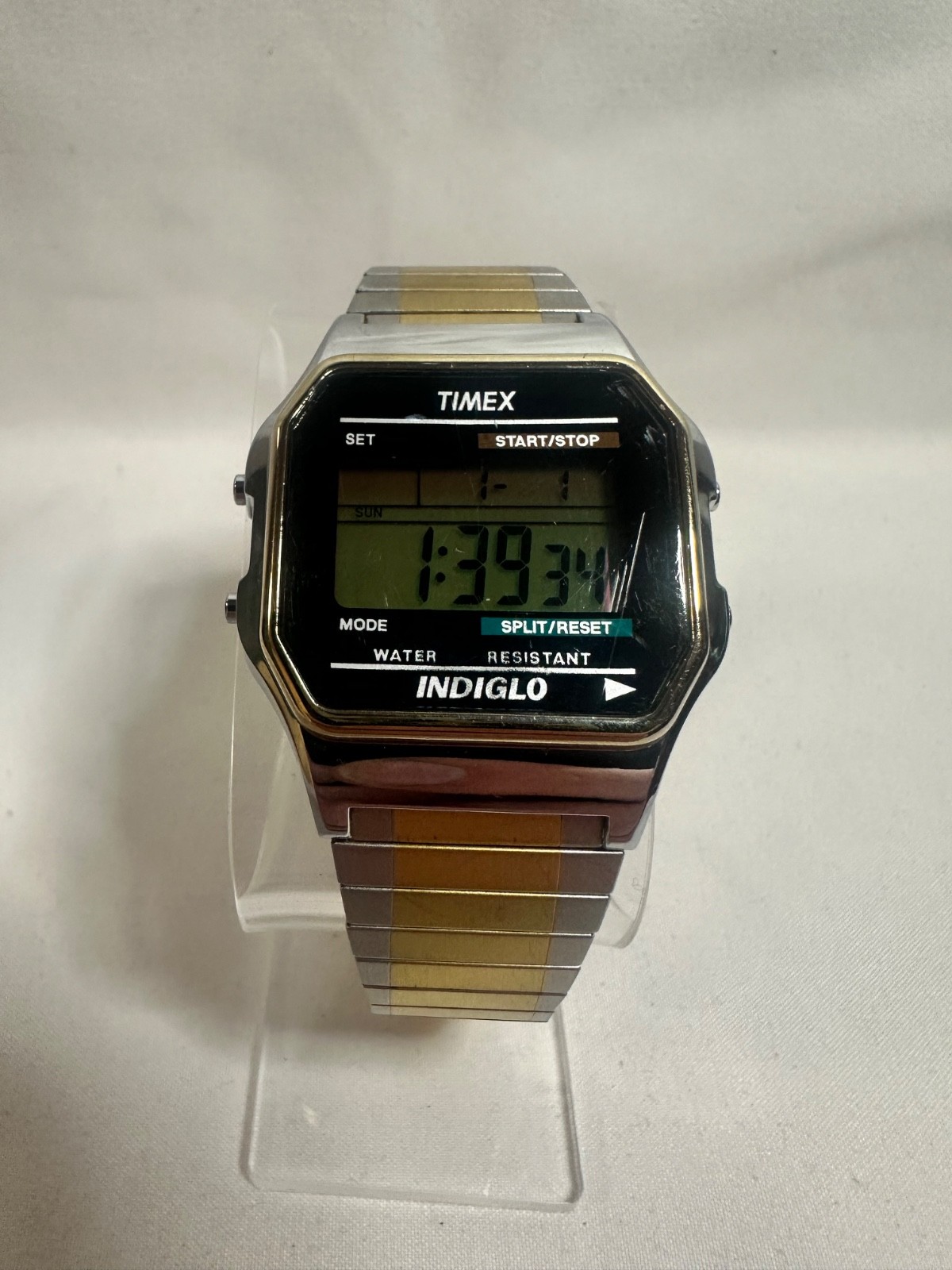 Timex T786779J 34mm Gold Stainless Steel Band, Gold Stainless Steel Case, Men’s
