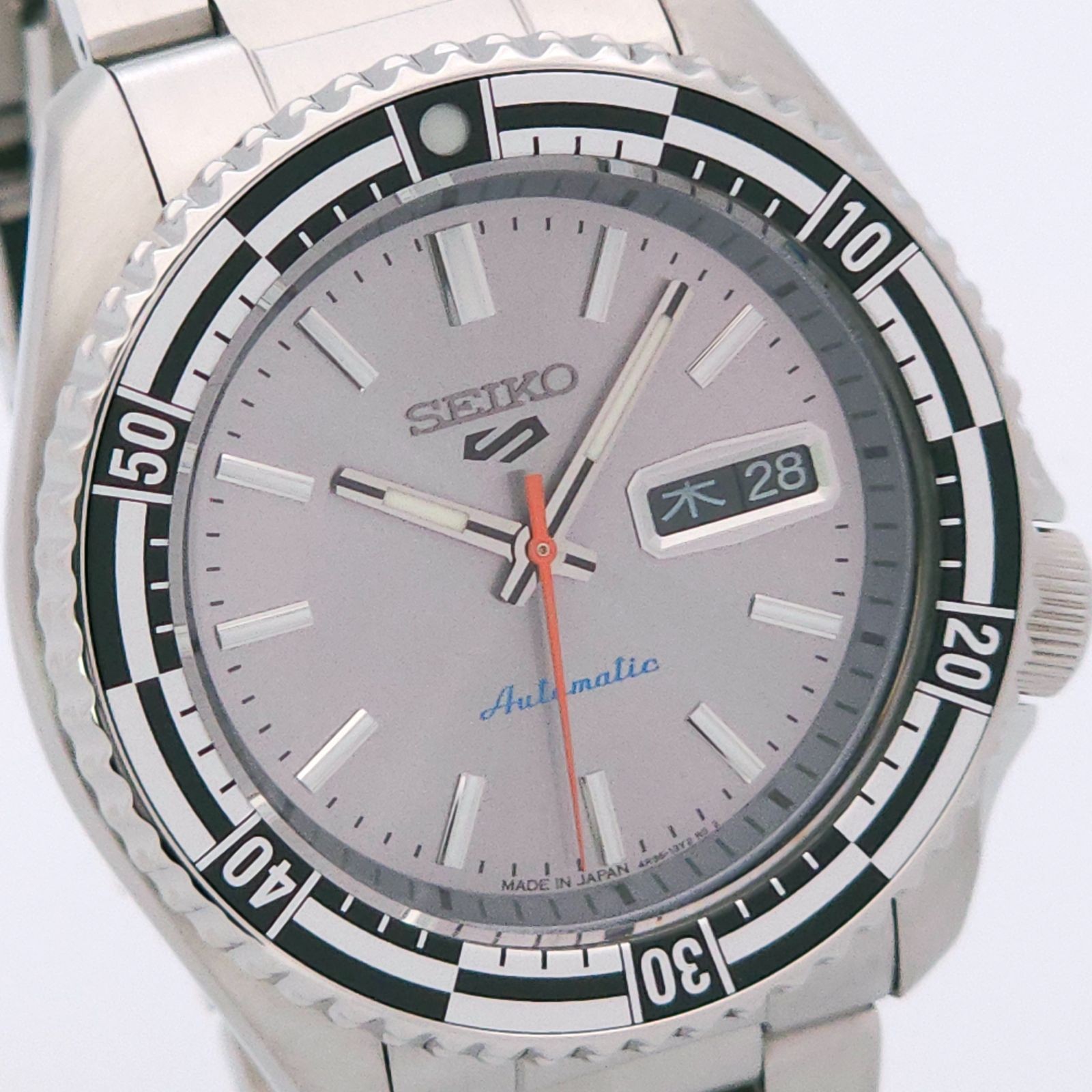 Seiko Five Sports 4R36-15E0 Automatic Gray Grand Prix Bezel With Box Wrist 16cm