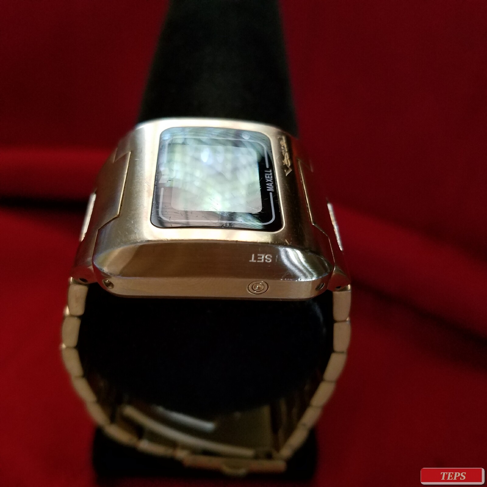 Vestal “Maxell jr.” (Gold) 50M Digital China Movement w/ Date & Light