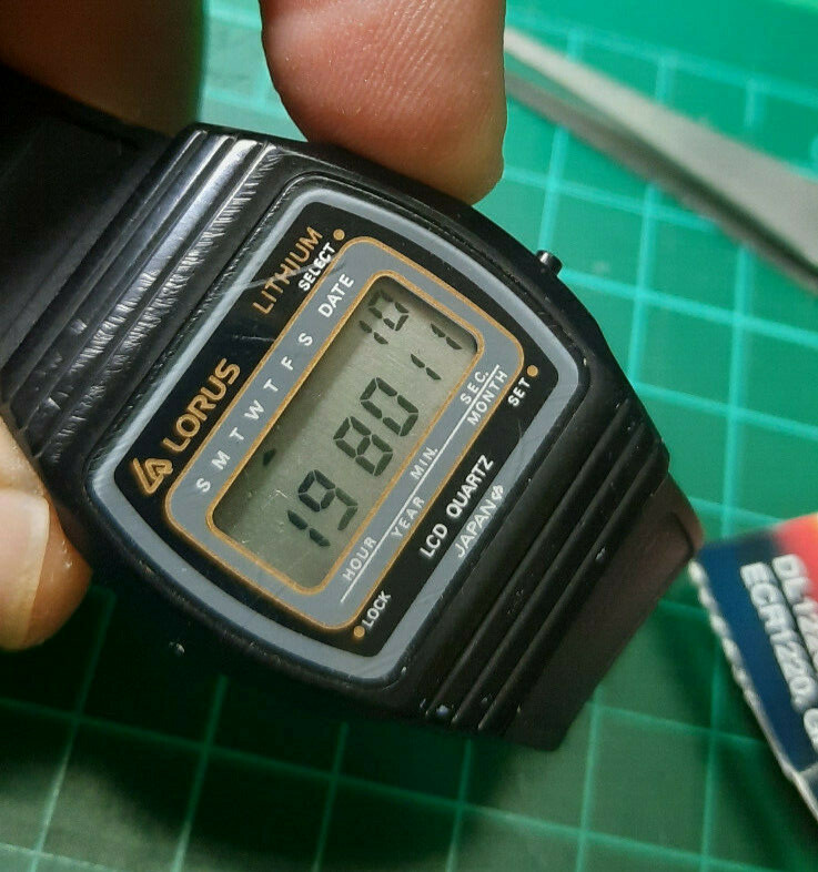 RARE Lorus Watch Japan LCD Quartz W401-4010 from 1980s Working well original100%