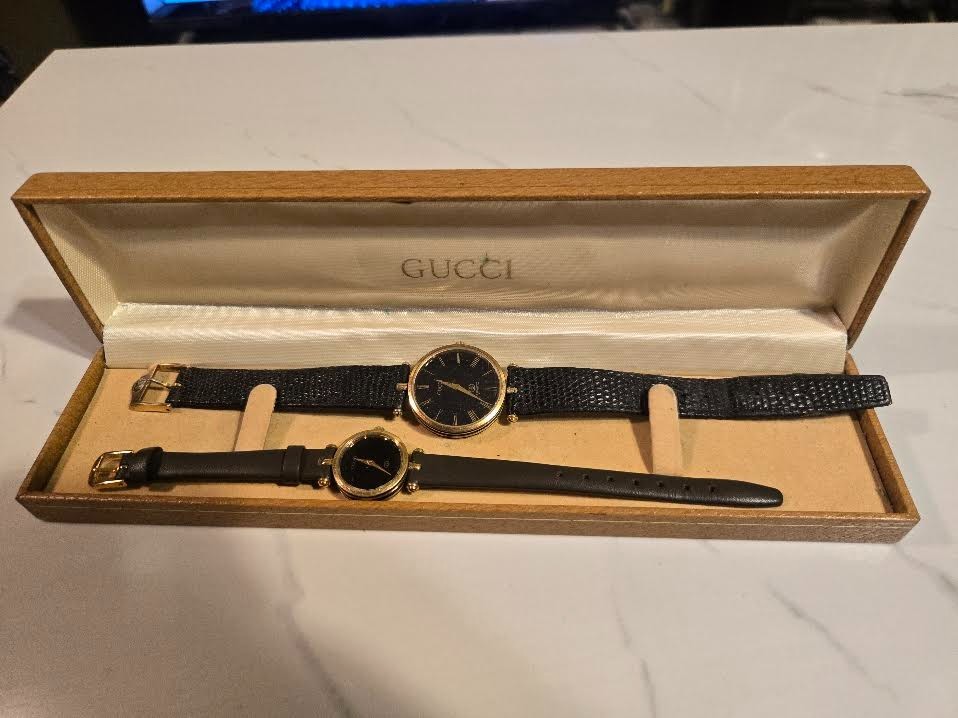 vintage Gucci 3000 set mens and ladies watch