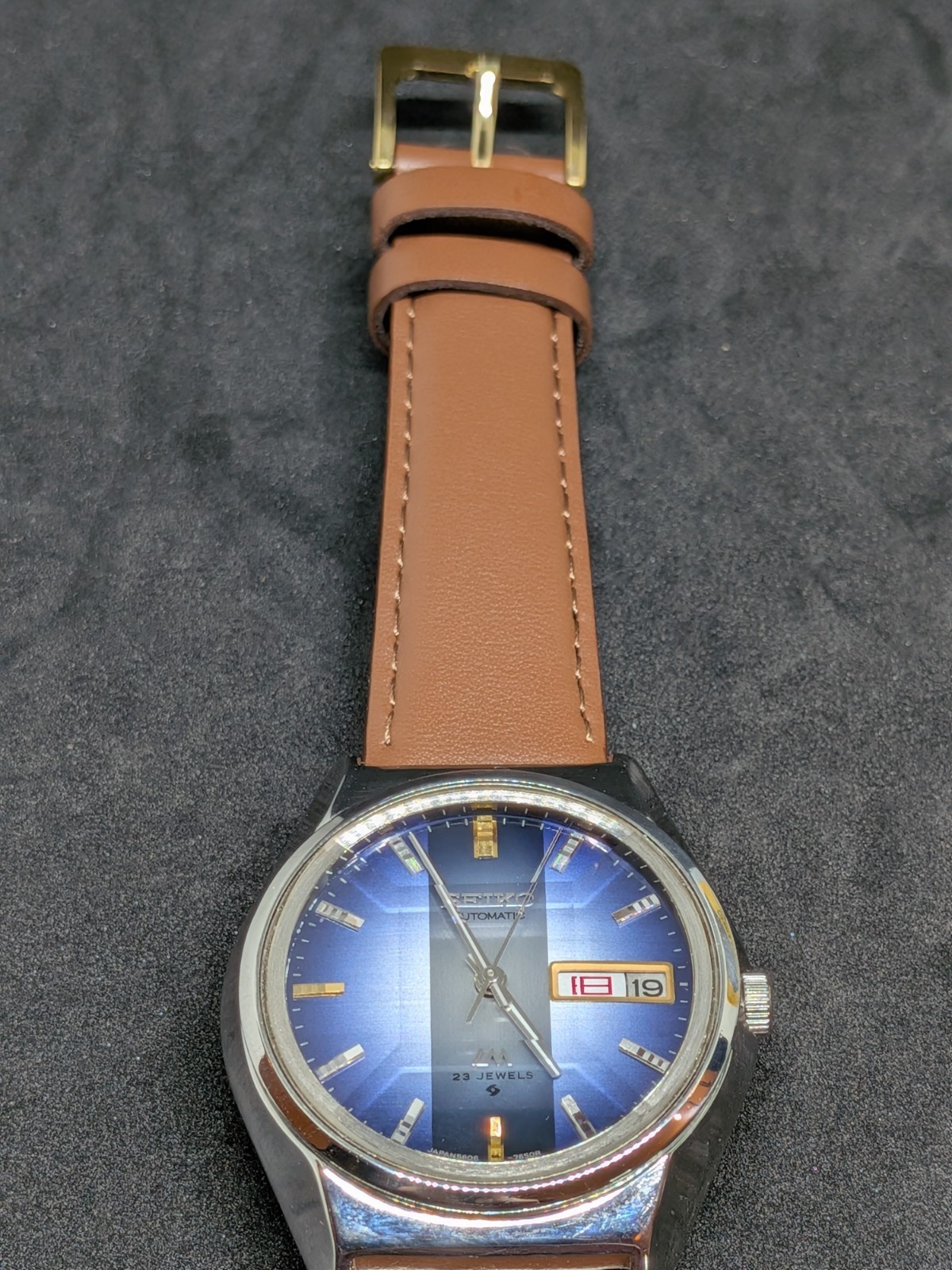 Seiko Lord Matic 5606-7310 Blue Gradient Dial Faceted Crystal New Strap JDM