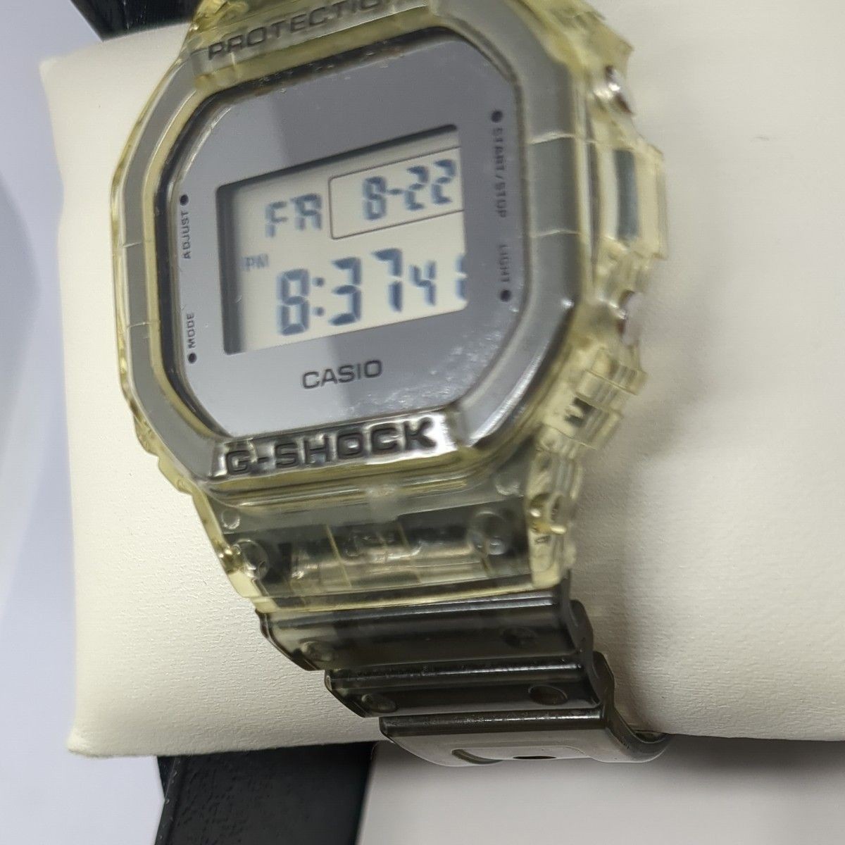 Casio G SHOCK dw 5600sk