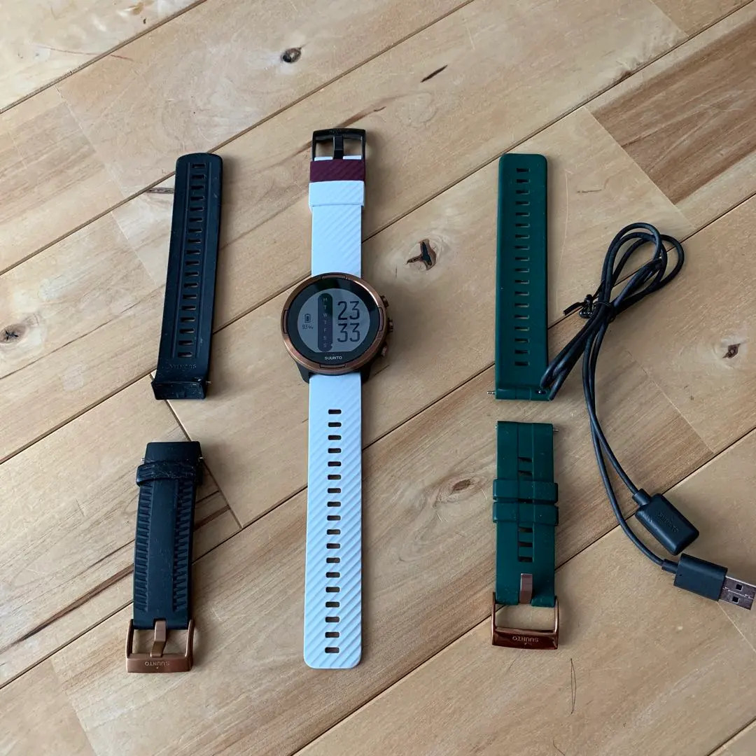 SUUNTO 9 Smartwatch with 2 Replacement Bands White Brown Black Green Used Japan