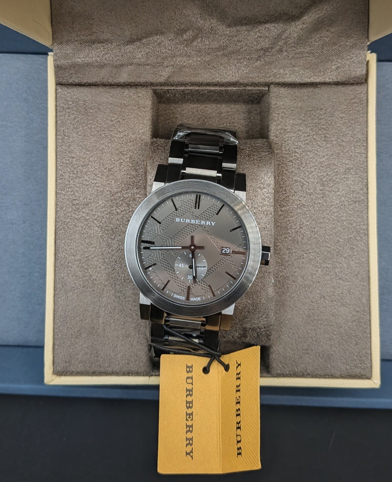 Burberry BU9902 “The City” Gray Men’s Watch – Complete in Box