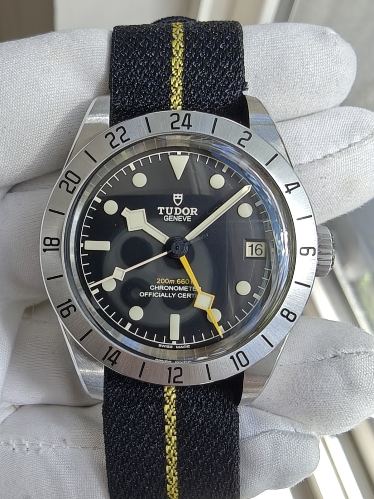 TUDOR Black Bay Pro M79470-0002