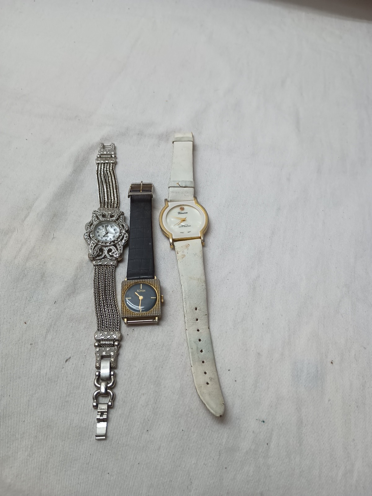 Lot Of 3 Womens Wristwatches Ladies Watch(Needs Batteries And One Needs New Band
