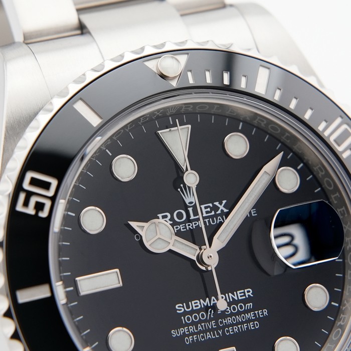 ROLEX Submariner Date 41 126610LN Warranty 2021 Box/Paper