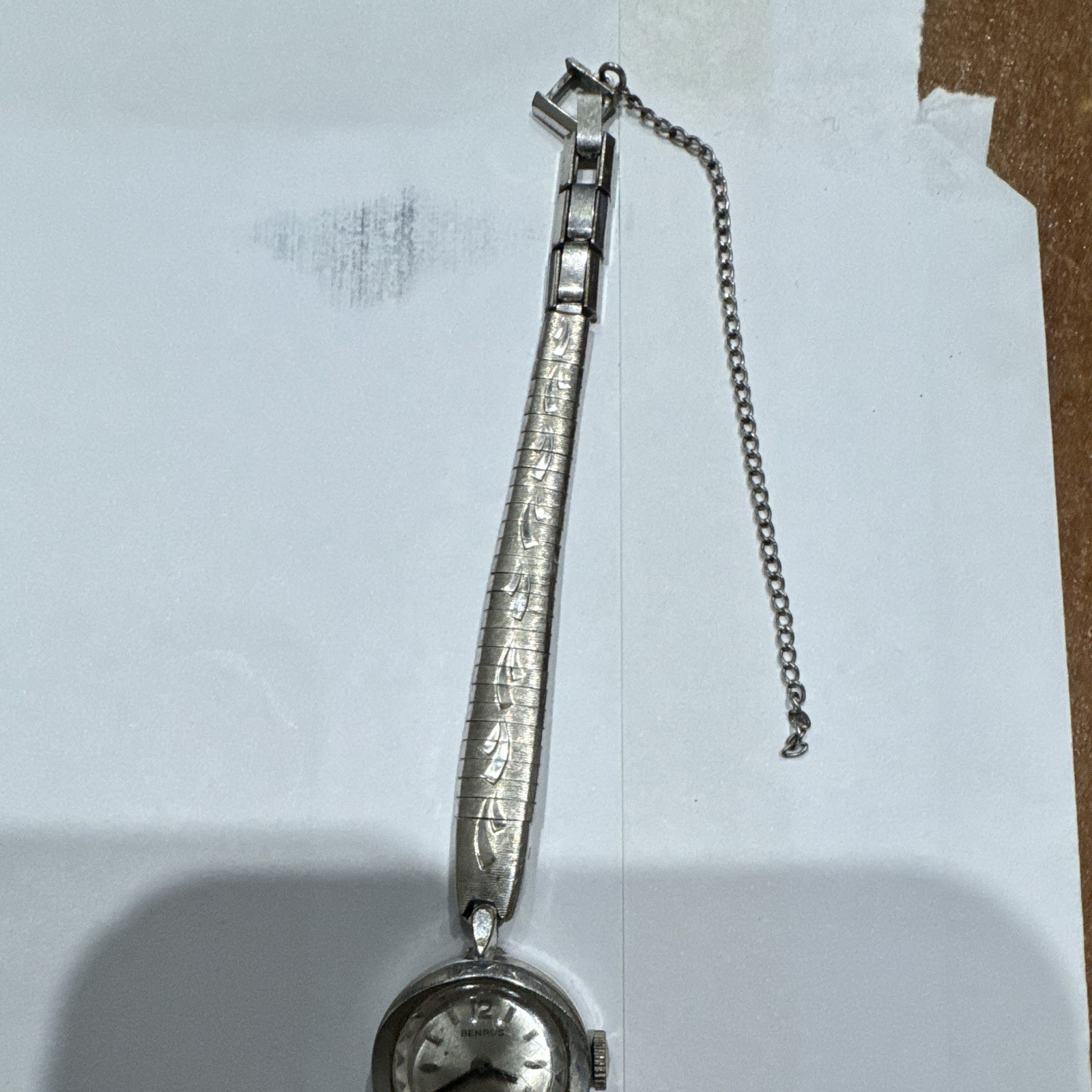 Benrus Women’s Vintage 1950s Manual Mechanical Silver Dial 17J Bracelet