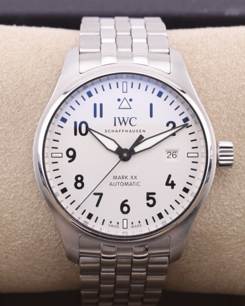 2025 IWC Pilot’s Watch Mark XX 40mm IW328208 Stainless Steel Silver Dial
