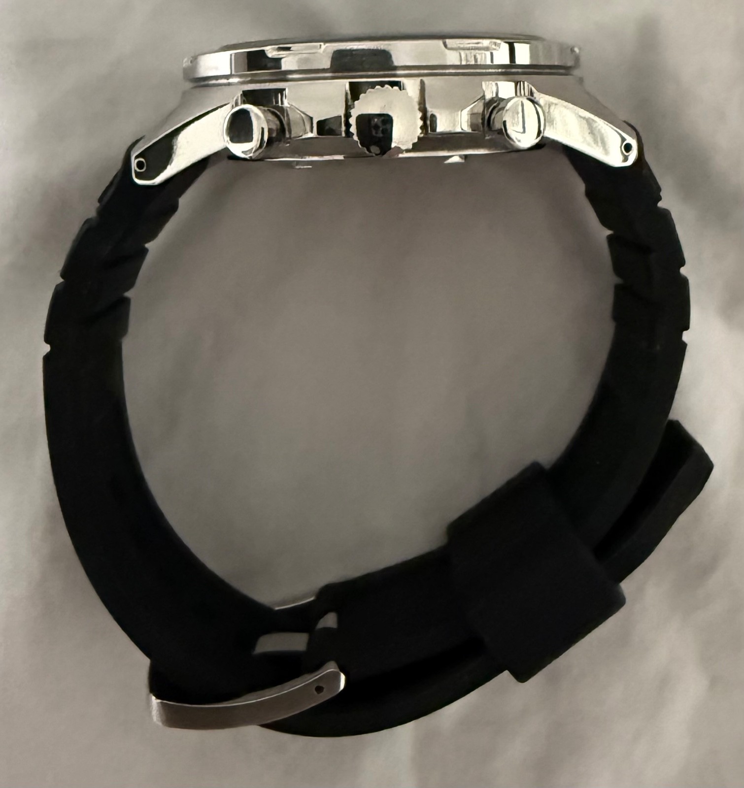 Seiko Chronograph (8T67-00H0) Excellent Condition
