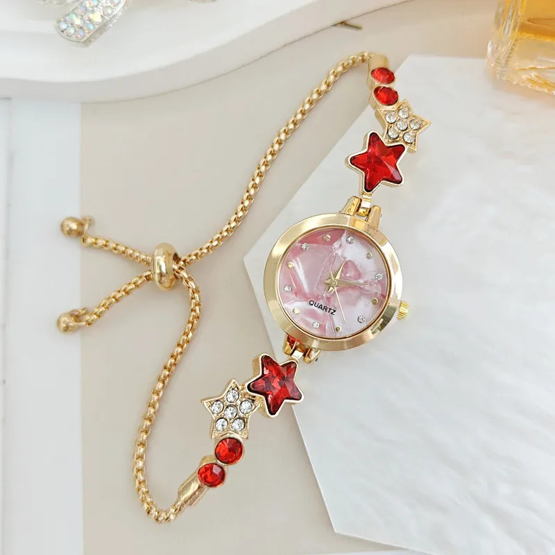 Women’s Quartz Watch Bracelet High-Value Alloy Strap Round Dial Buckle Star red