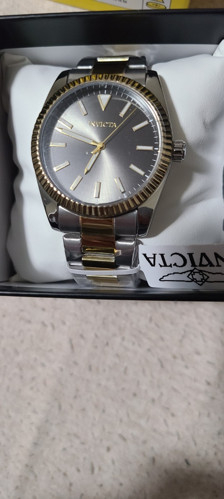 Invicta Specialty 43mm Silver Stainless Steel Case, Two-Tone Gold and Silver…