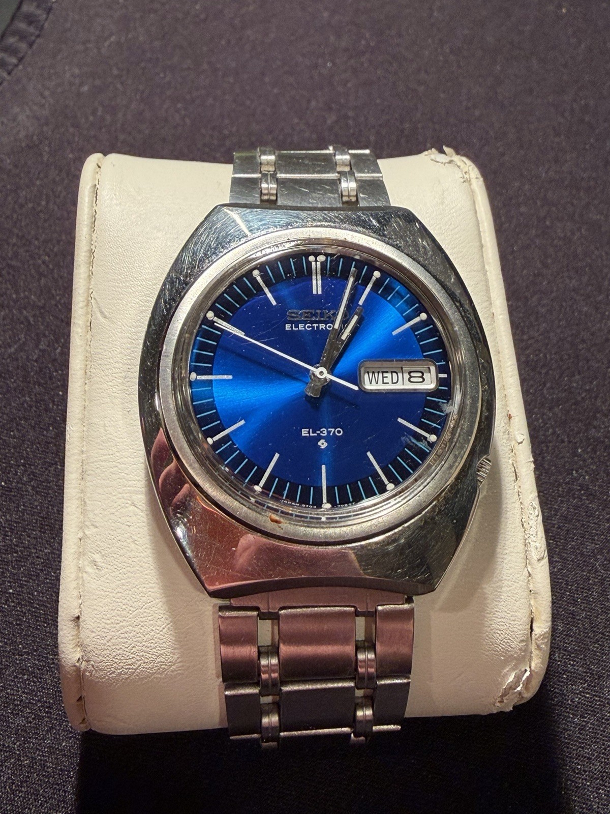 Vintage Seiko Electronic EL-370 Blue Dial w/ Original Box