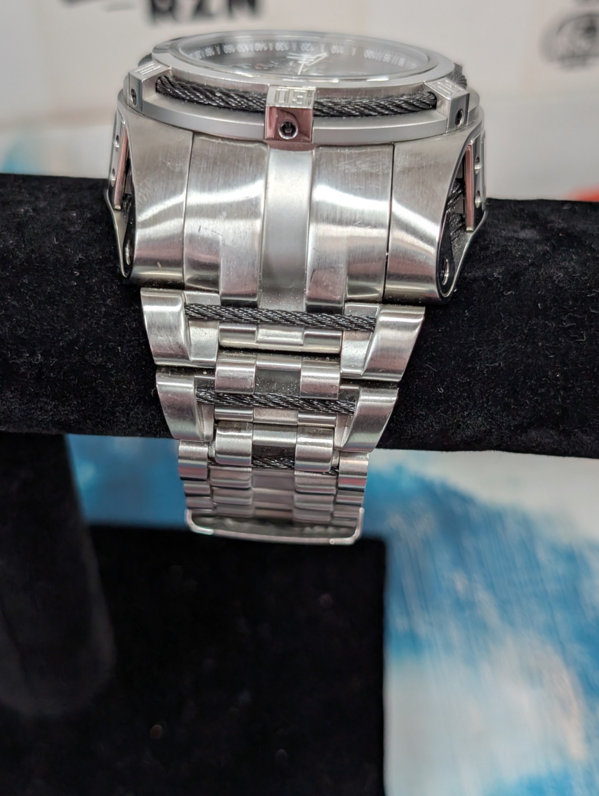 Invicta Men’s Bolt Zeus Tria watch. Needs Batteries But Works Great! Beautiful