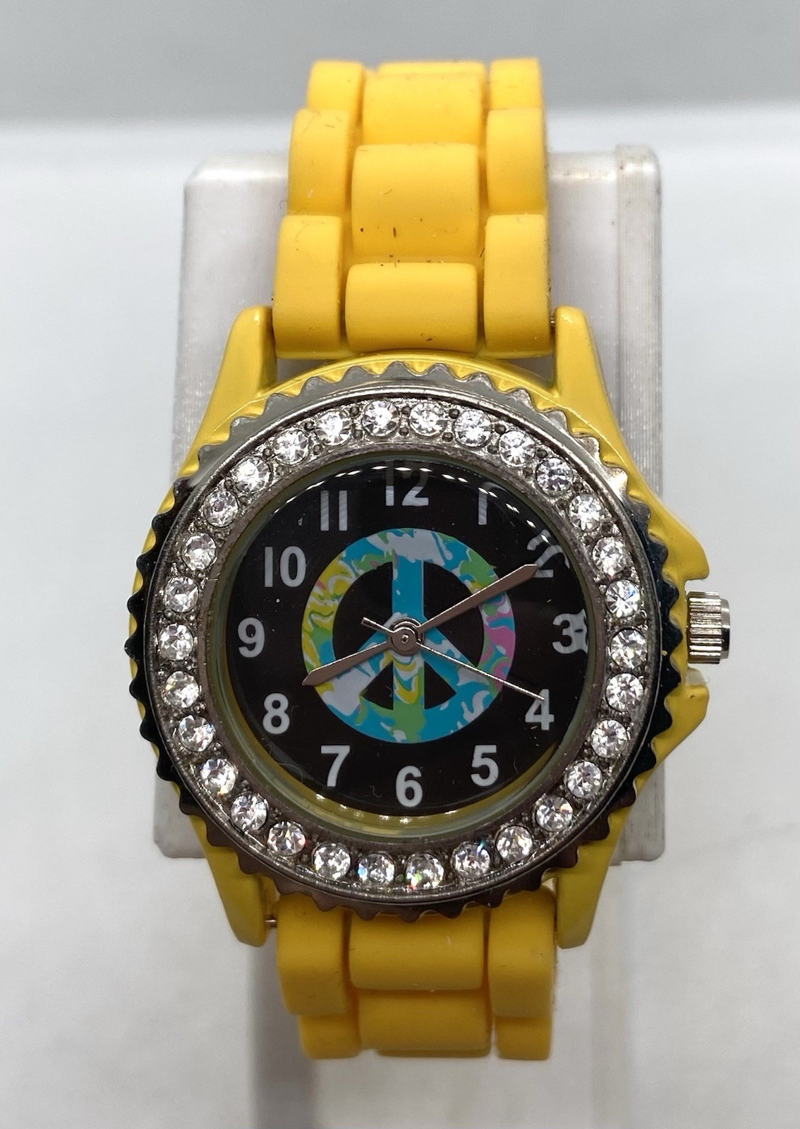 NEW GENEVA Watch Fresh Battery Iced Dial PEACE SIGN Sunshine Yellow Band – Nice!
