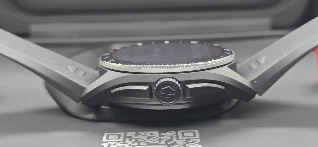 Tag Heuer Connected Calibre E4 Titanium 42mm Swiss Smartwatch