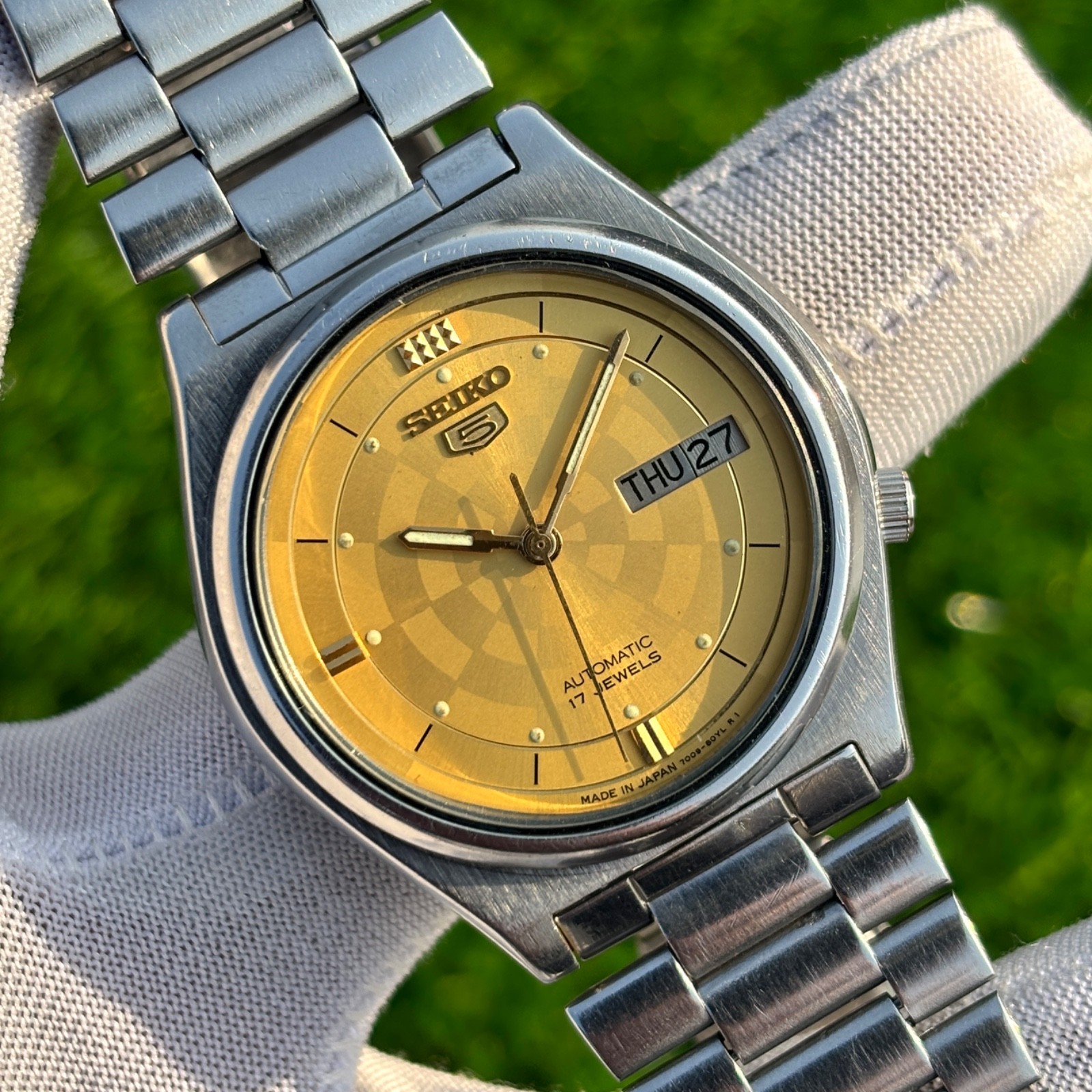Vintage Seiko 5 Golden Sunburst Dial Automatic Japan Made Men’s Watch 7009-3171