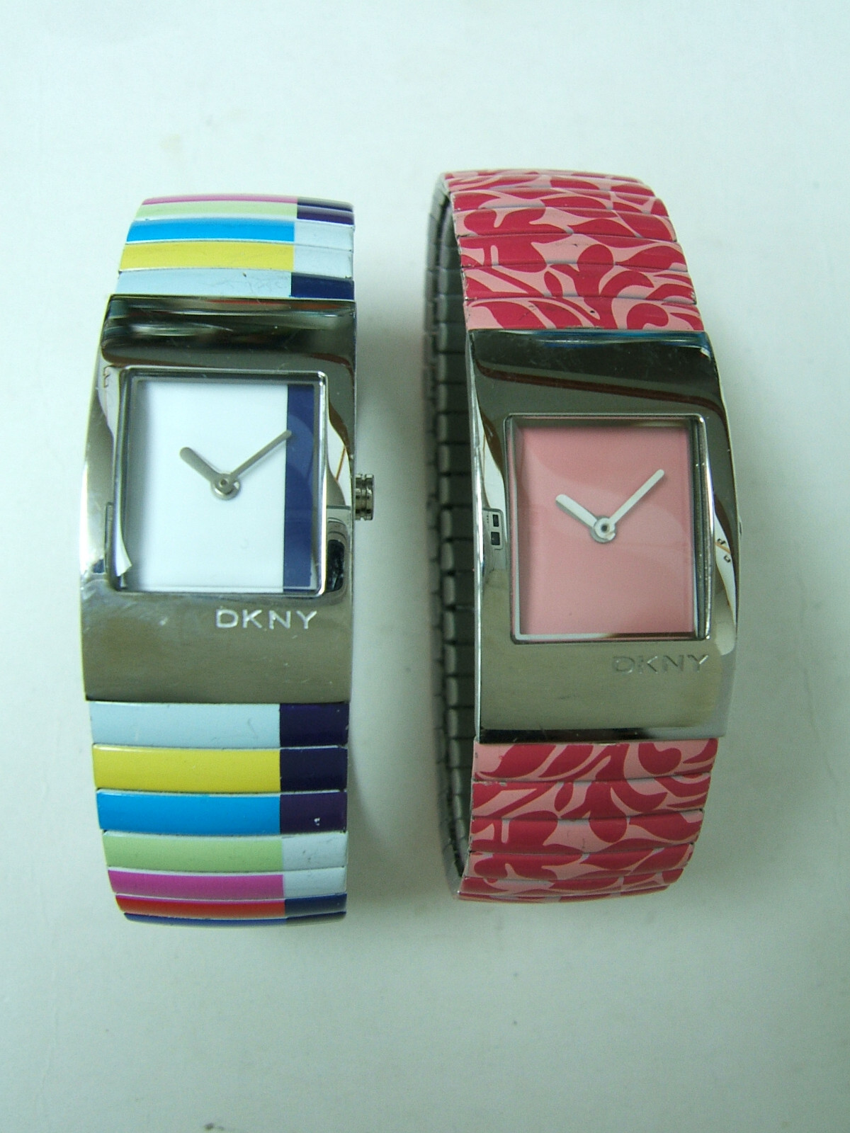 DKNY DONNA KARAN WATCH LOT (2) PHOTO SAMPLES ELASTIC BANDS PARTS & REPAIR ONLY