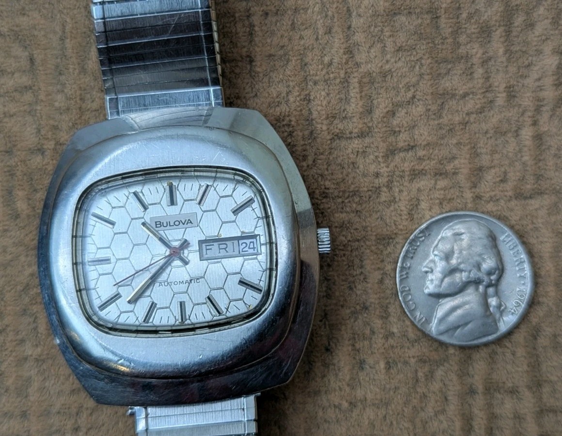 Bulova Honeycomb Dial Automatic Men’ Watch Vintage Antique Stainless Steel Band