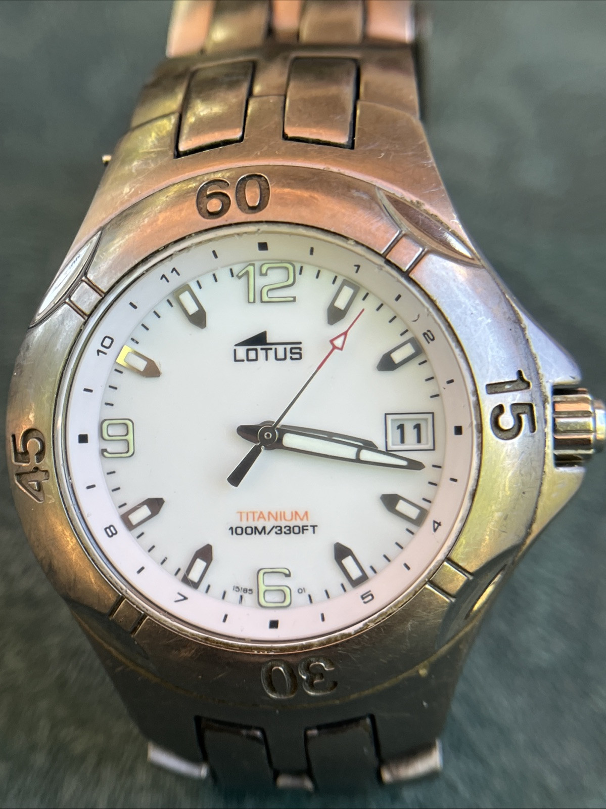 Lotus 15185 Titanium 100M/330FT Water Resistant Used Working