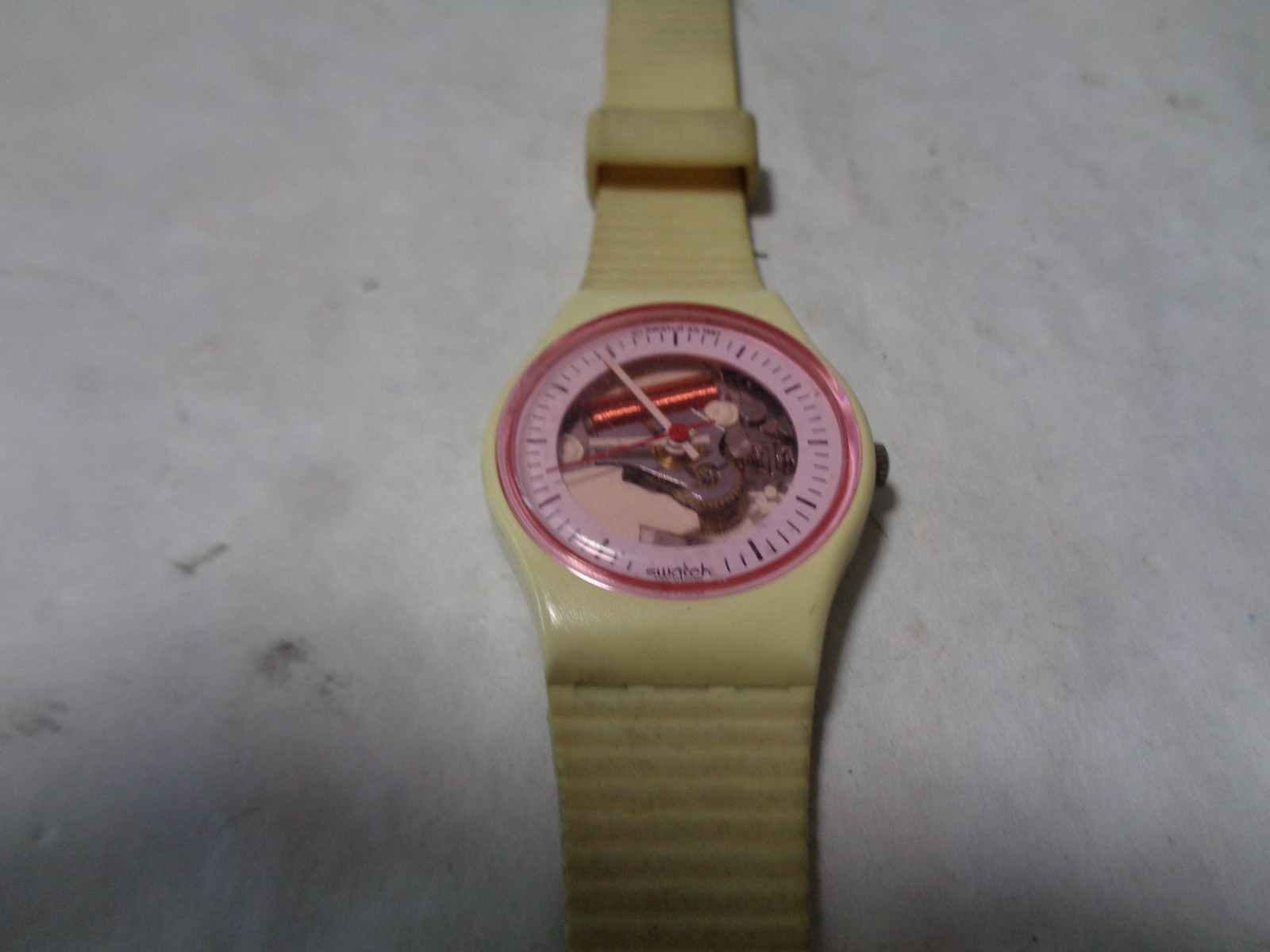 White Ladies/Girls See Through SWATCH – Working condition unknown