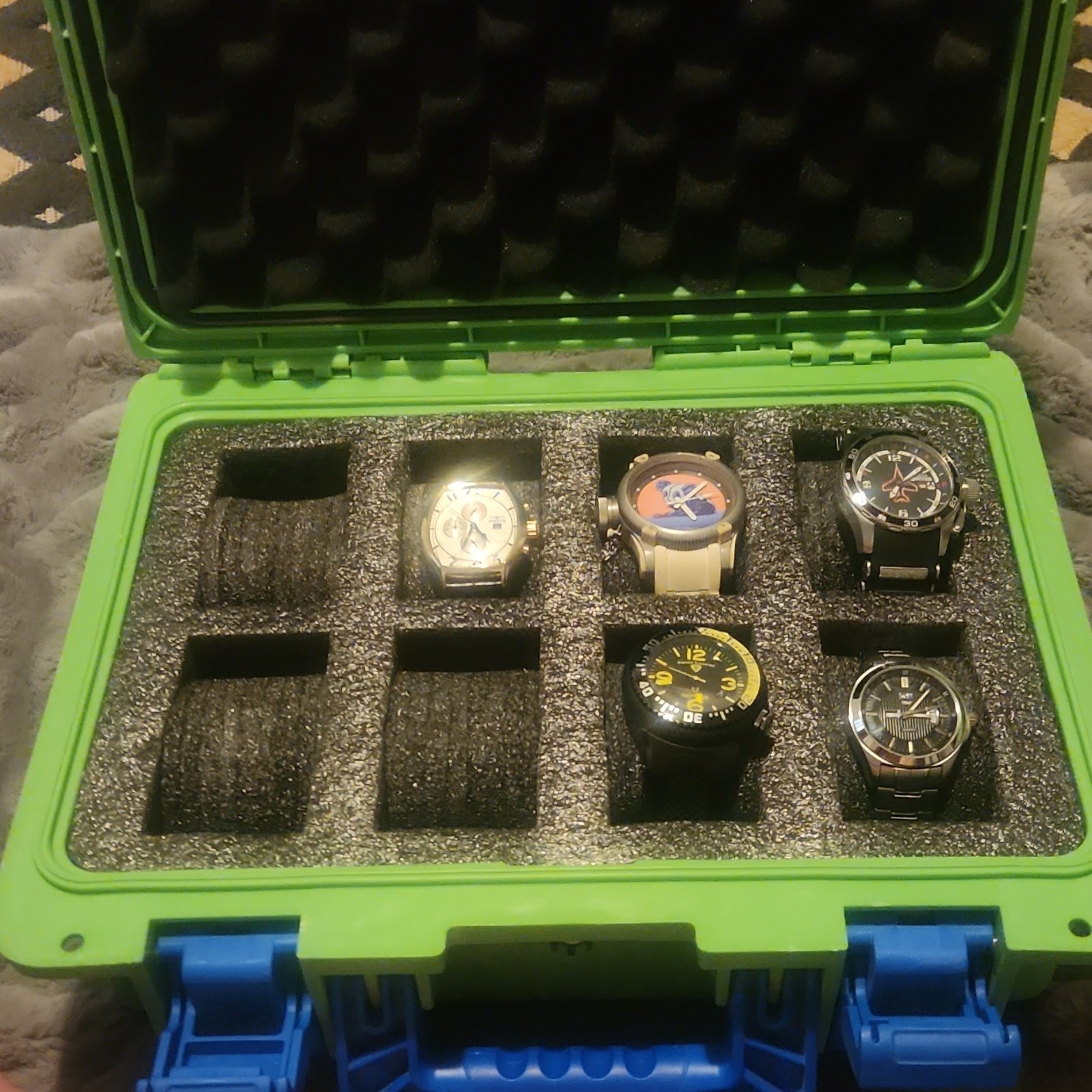 Watch Lot of 5 with Invicta Dive Case – Limited Edition, Aviator, Swiss Legend