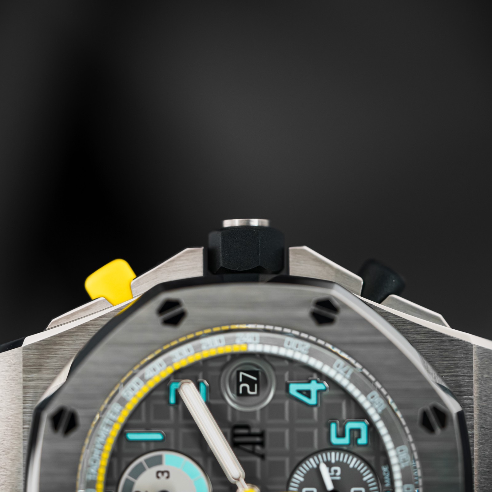 BRAND NEW 2026 Audemars Piguet Royal Oak Offshore Gray 26238TI.OO.A001VE.01 B&P