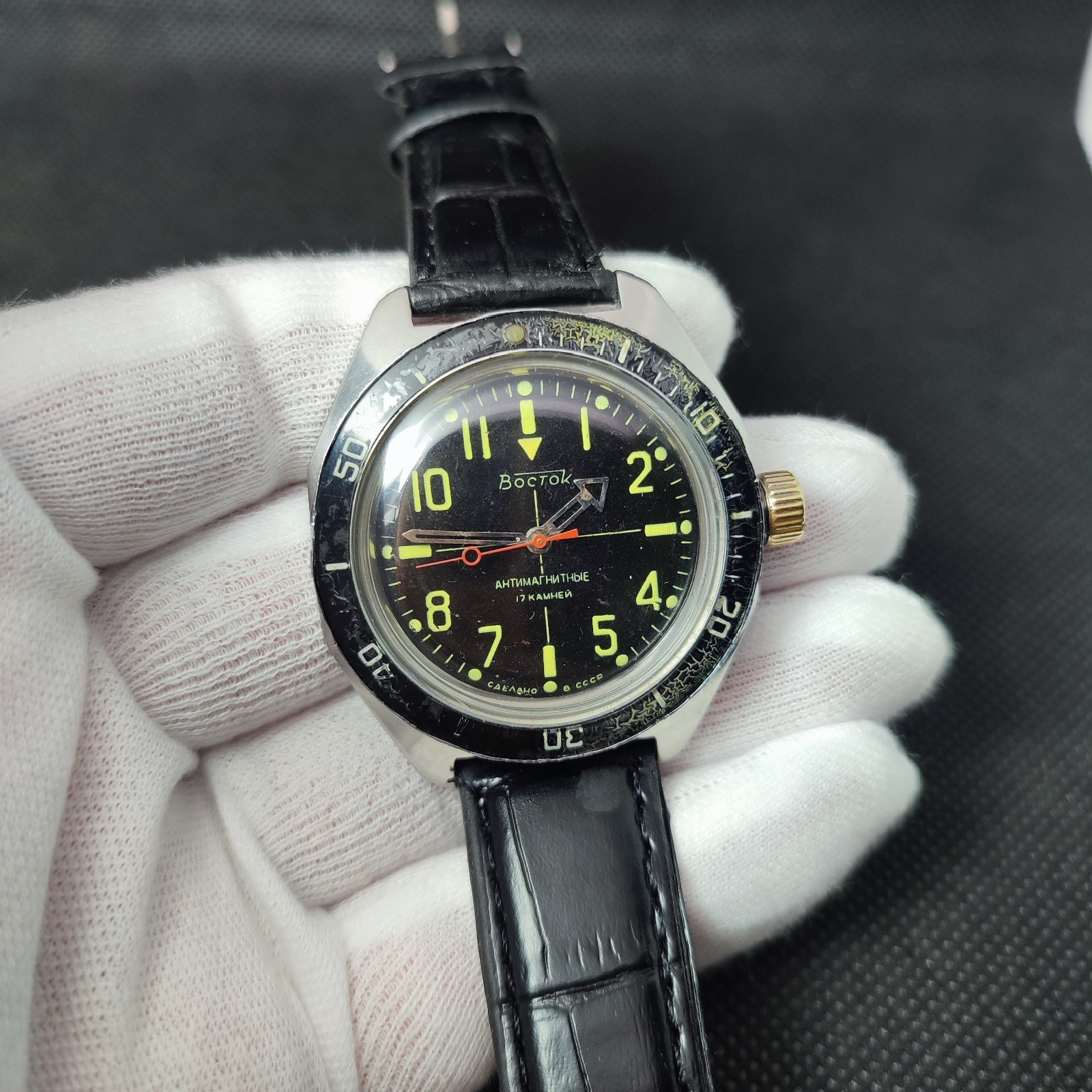 ⭐Vintage Soviet watch Vostok amphibian sniper bakelite bezel 2409.A made in USSR