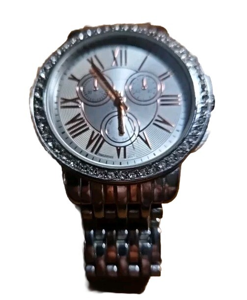 Singapore Movt Watch New Battery great choice for men or women