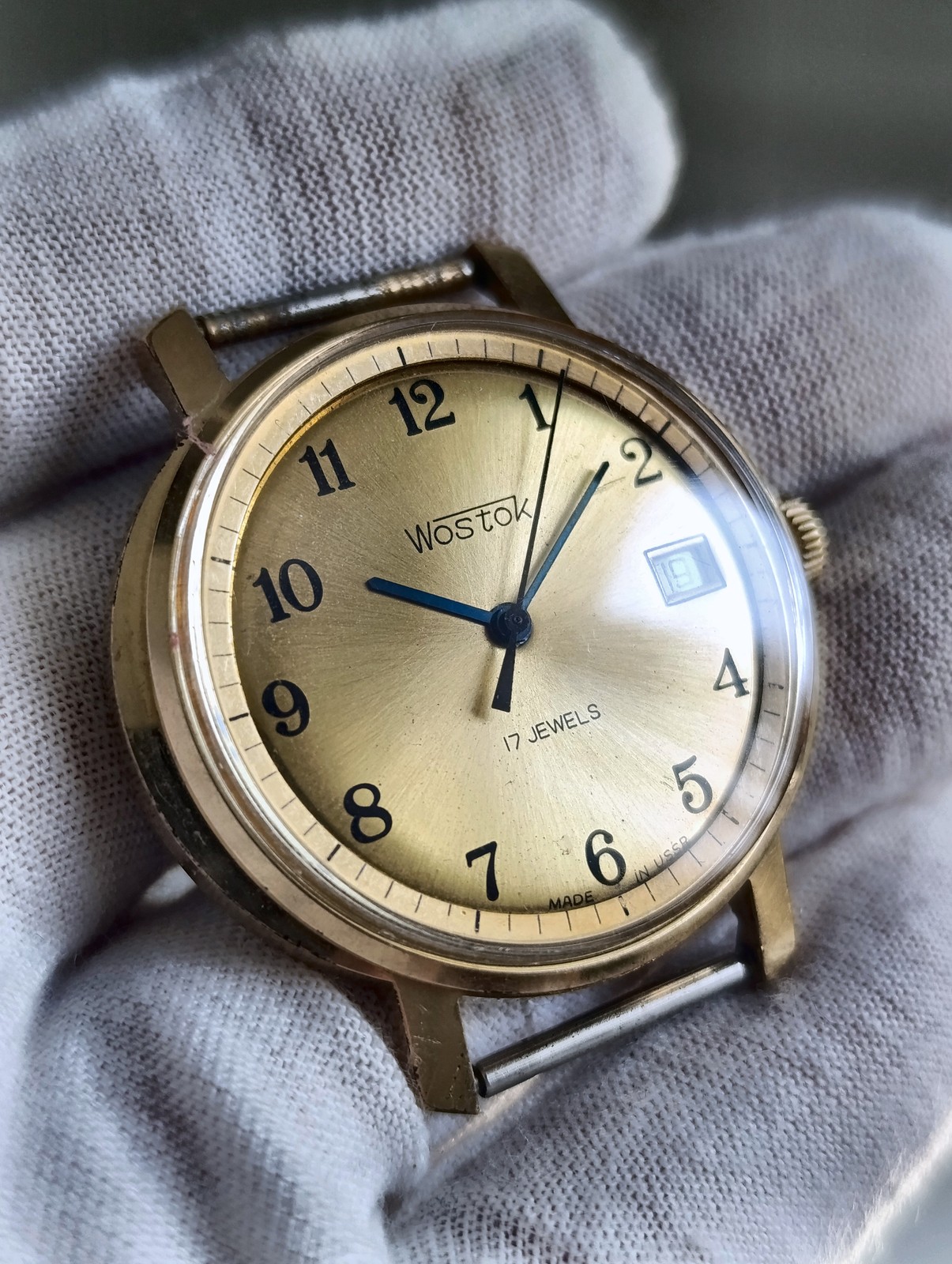 Vostok 2414A Soviet USSR Watch 1980s Chistopol 17J Gold Dial