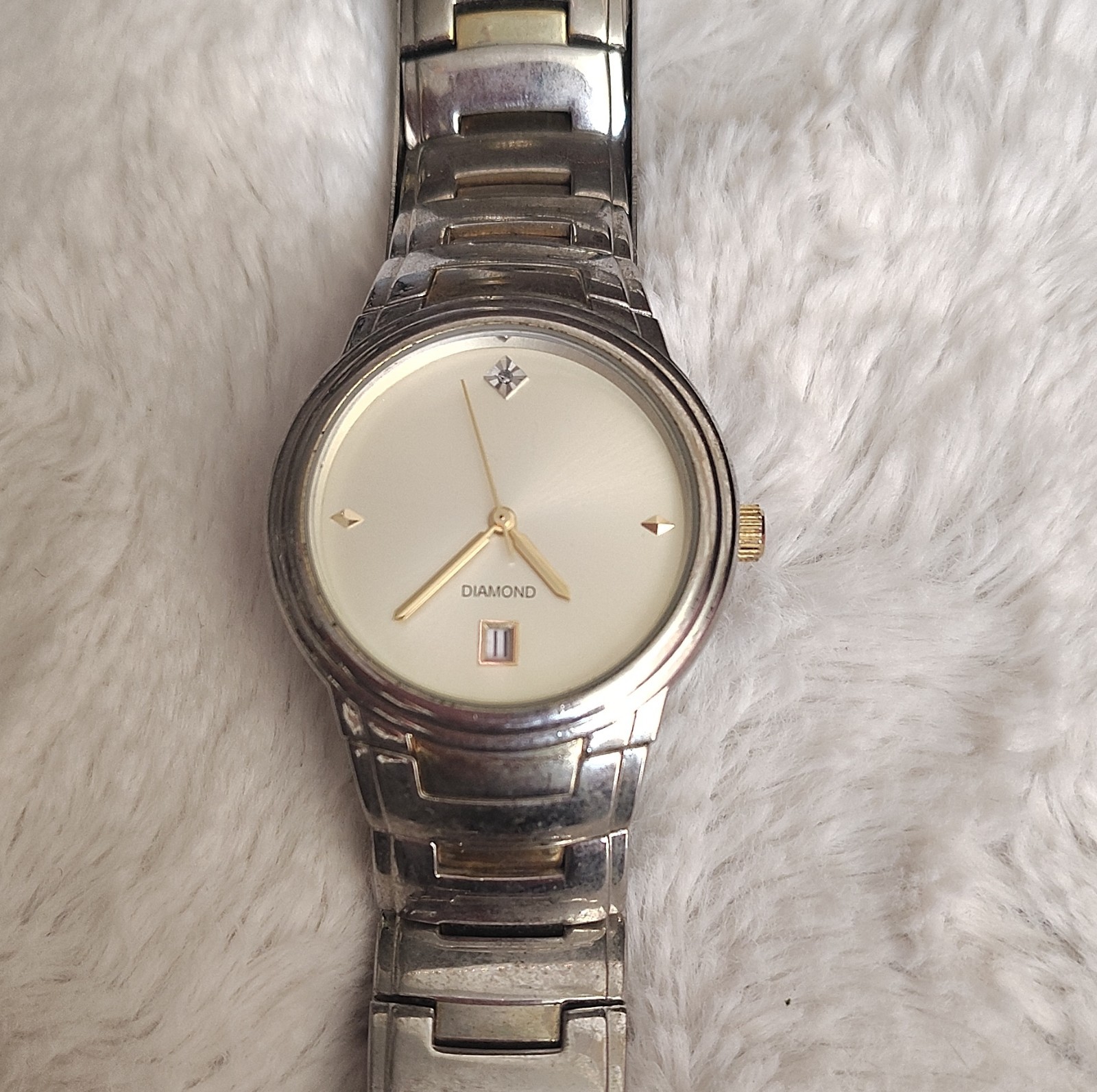 Allude FMD17 Women’s Quartz Wristwatch Diamond Accent White Dial Silver Bracelet