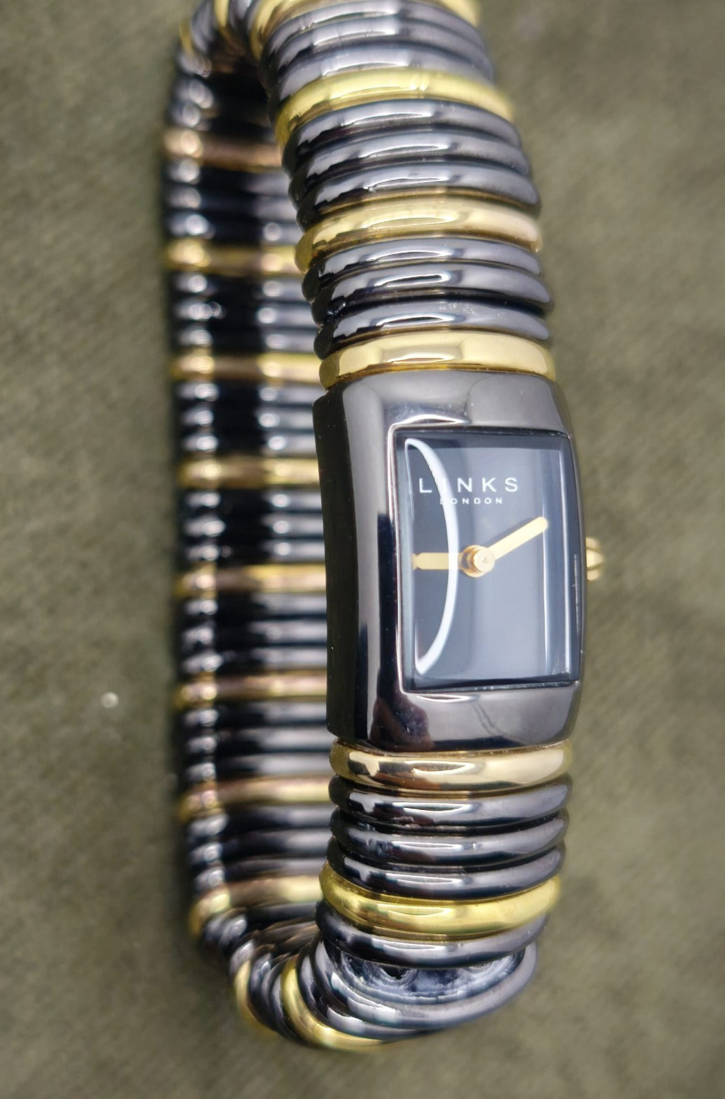 LINKS of London 6080.0019 Sweetie Ladies Watch Black/Gold Tone + New Battery