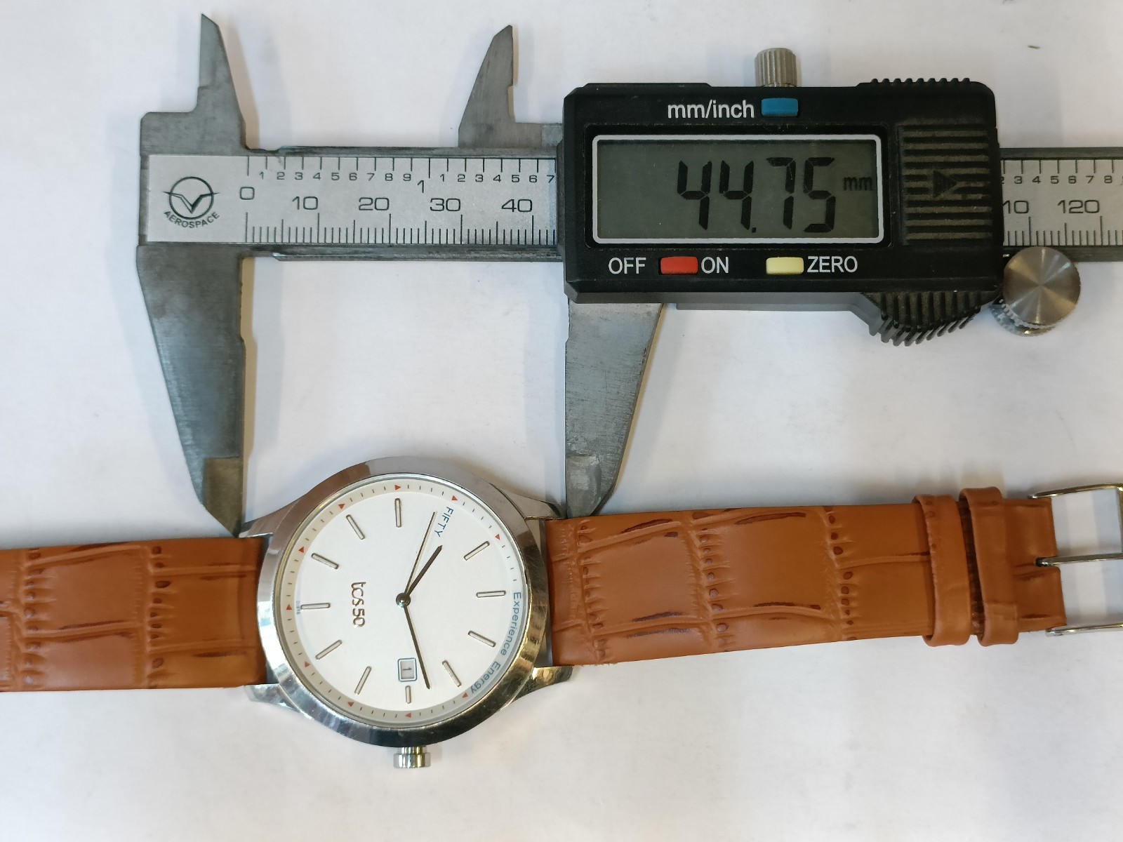 TITAN TCS 50 QUARTZ WHITE DIAL 1812SAB INDIA MEN’S WORKING CONDITION