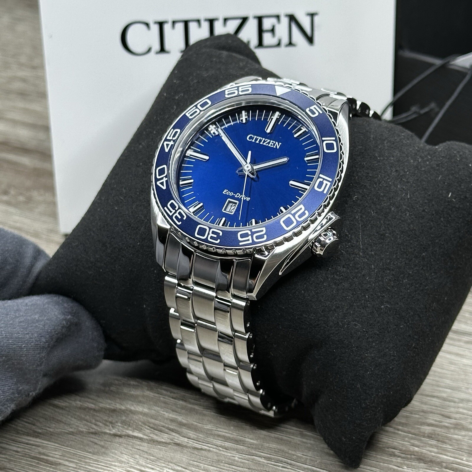 without box or papers 525Citizen EcoDrive Carson Silver Steel Blue Date G2U