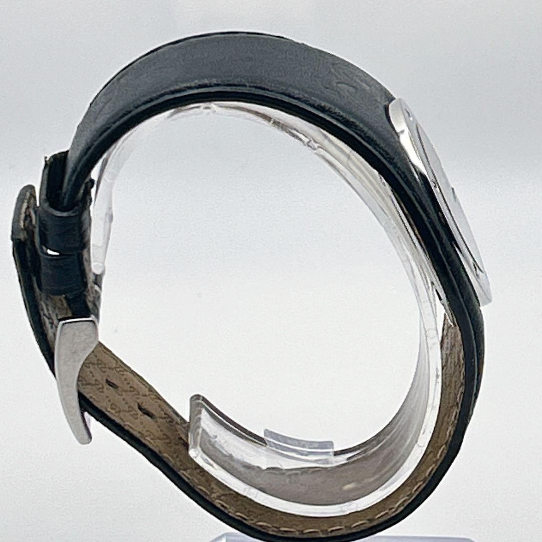 GUCCI 104 G Bandou Black Dial Ladies Watch New Battery Installed